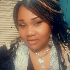 Meet your Posher, Latakishia